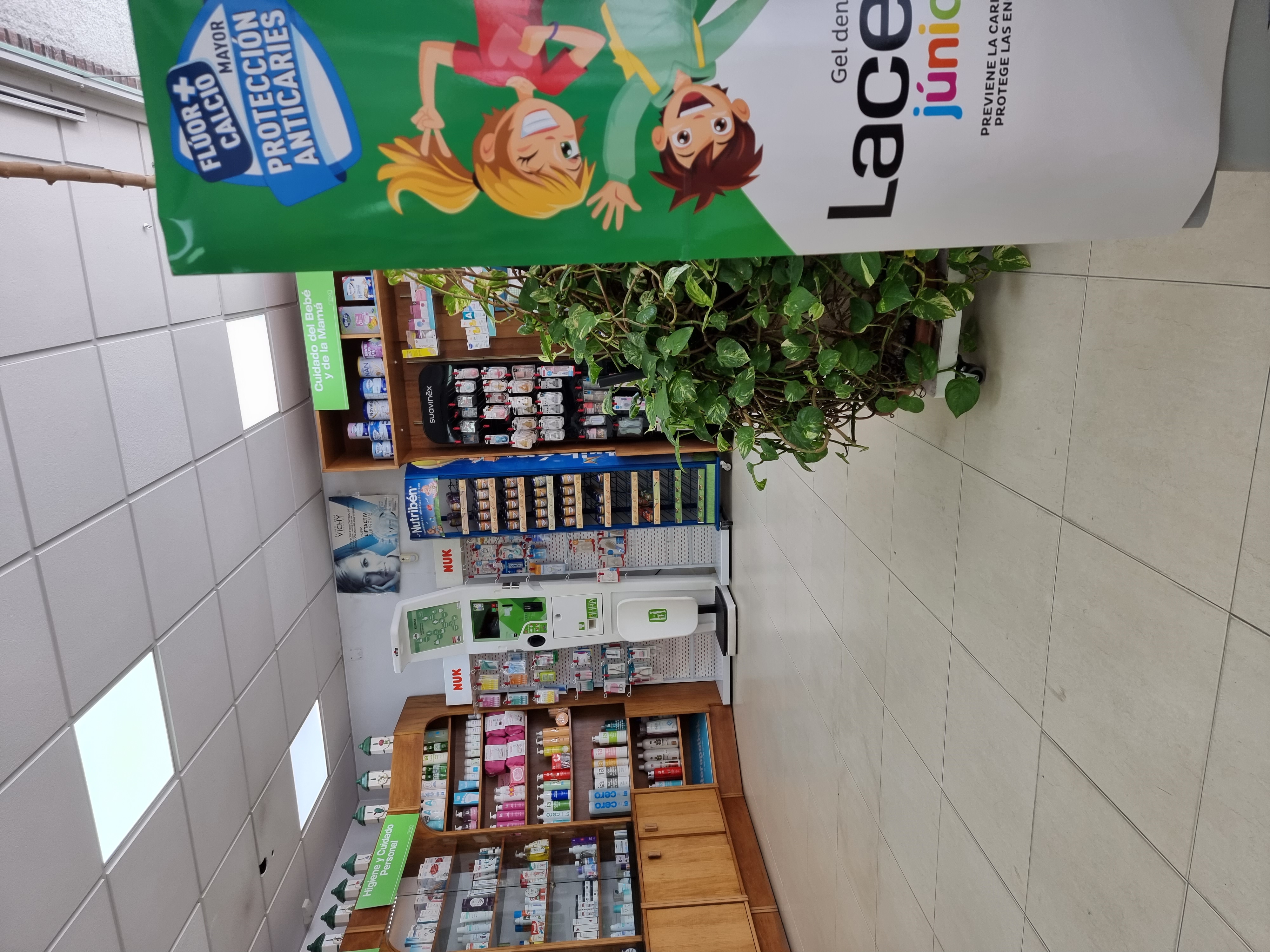 Farmacia Cabrera Torres Calle Periodista Francisco Bas Mingot 71 en Alicante 2