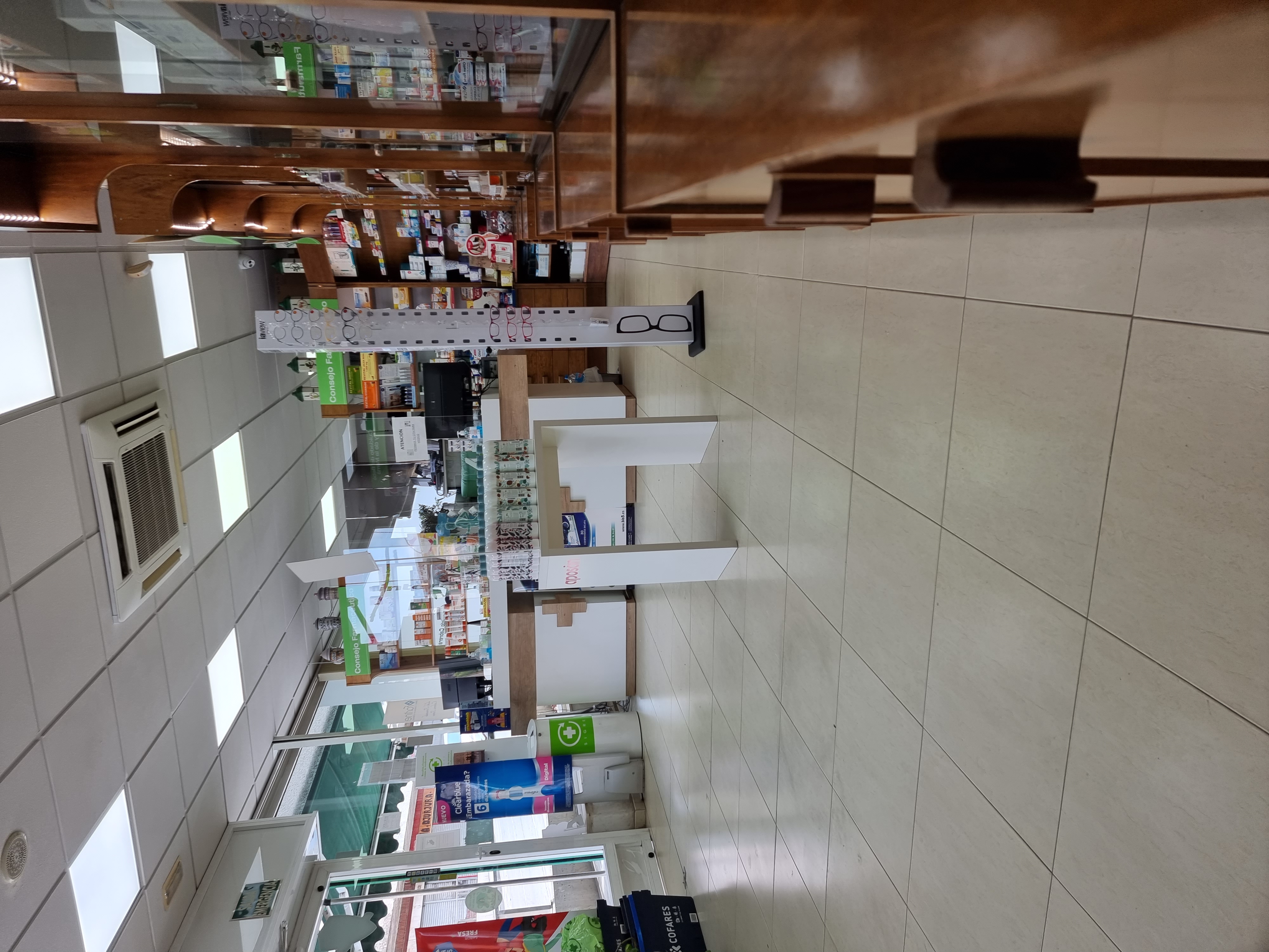 Farmacia Cabrera Torres Calle Periodista Francisco Bas Mingot 71 en Alicante 4